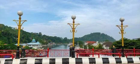 jembatan siti nurbaya